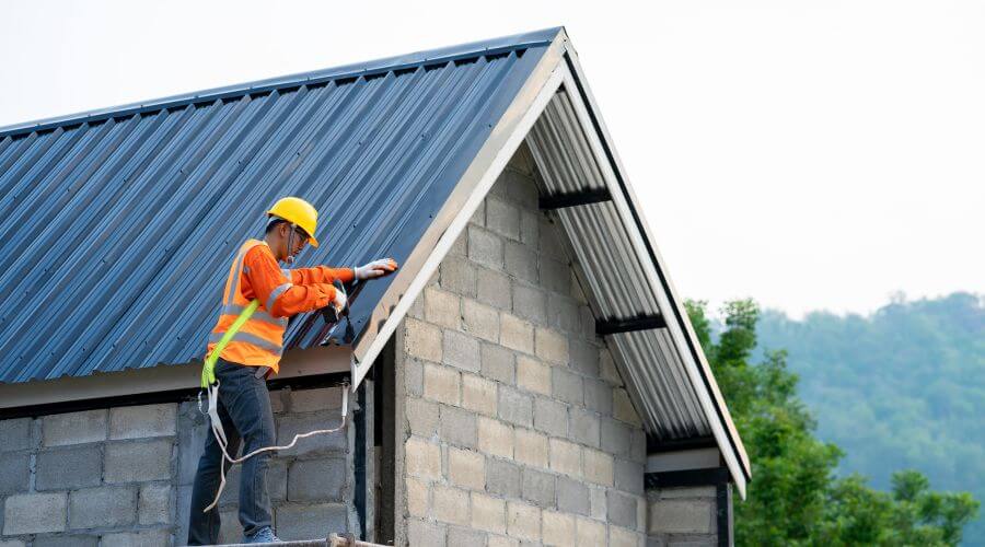 Professional Flat Roofing Installation in Clayton, DE